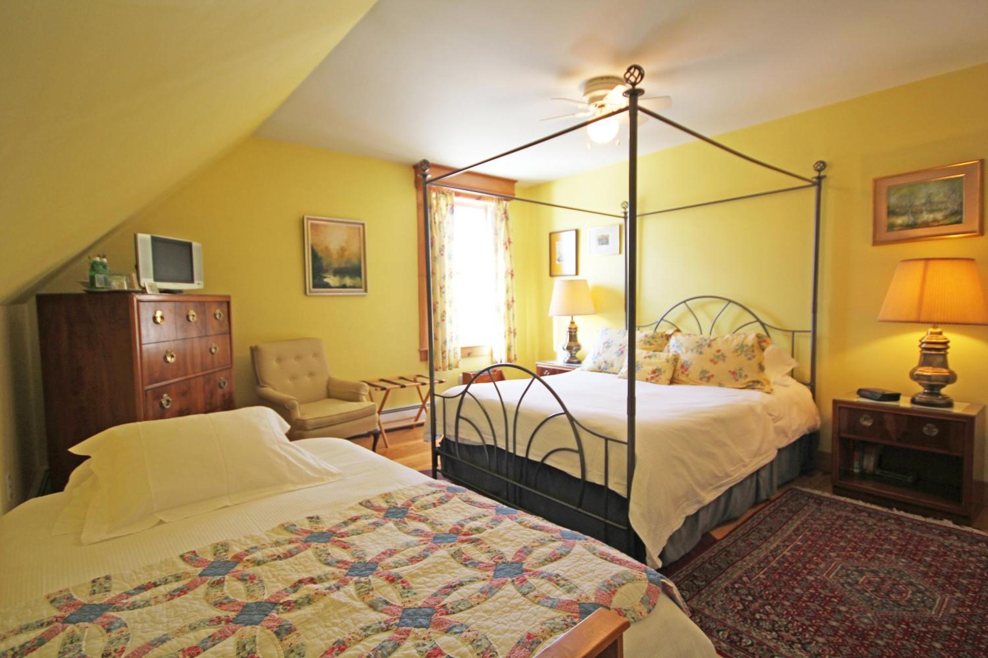 Highland Lake Inn Andover Номер фото